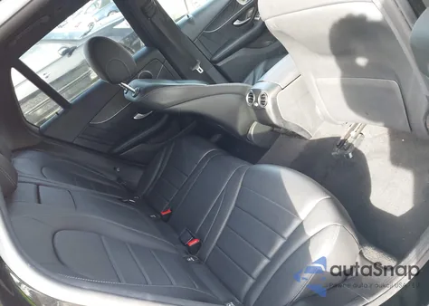 2018 Mercedes-Benz Glc 300 4Matic z USA, uszkodzony, nr VIN WDC0G4KB5JV116195